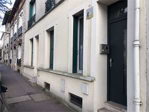 appartement à la vente -   77300  FONTAINEBLEAU, surface 64 m2 vente appartement - APR712233